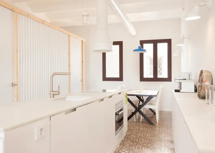 Pere Iv - New & Modern Close To Apartment *